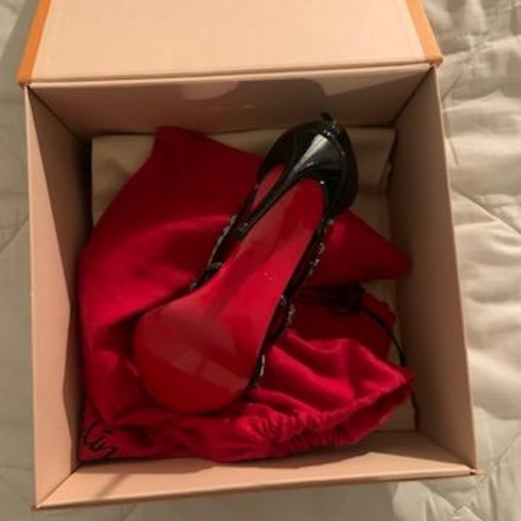christian louis vuitton paris RED BOTTOMS - Picture 4 of 4